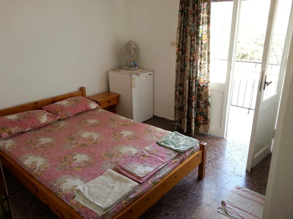 Marina'S Rooms Lipsoí Cameră foto