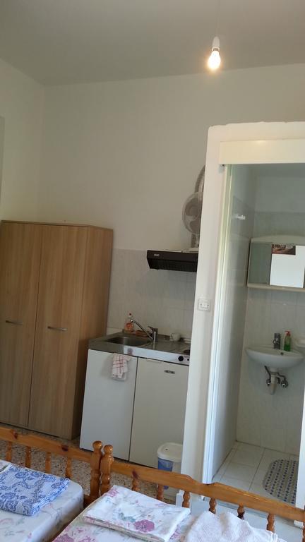 Marina'S Rooms Lipsoí Cameră foto